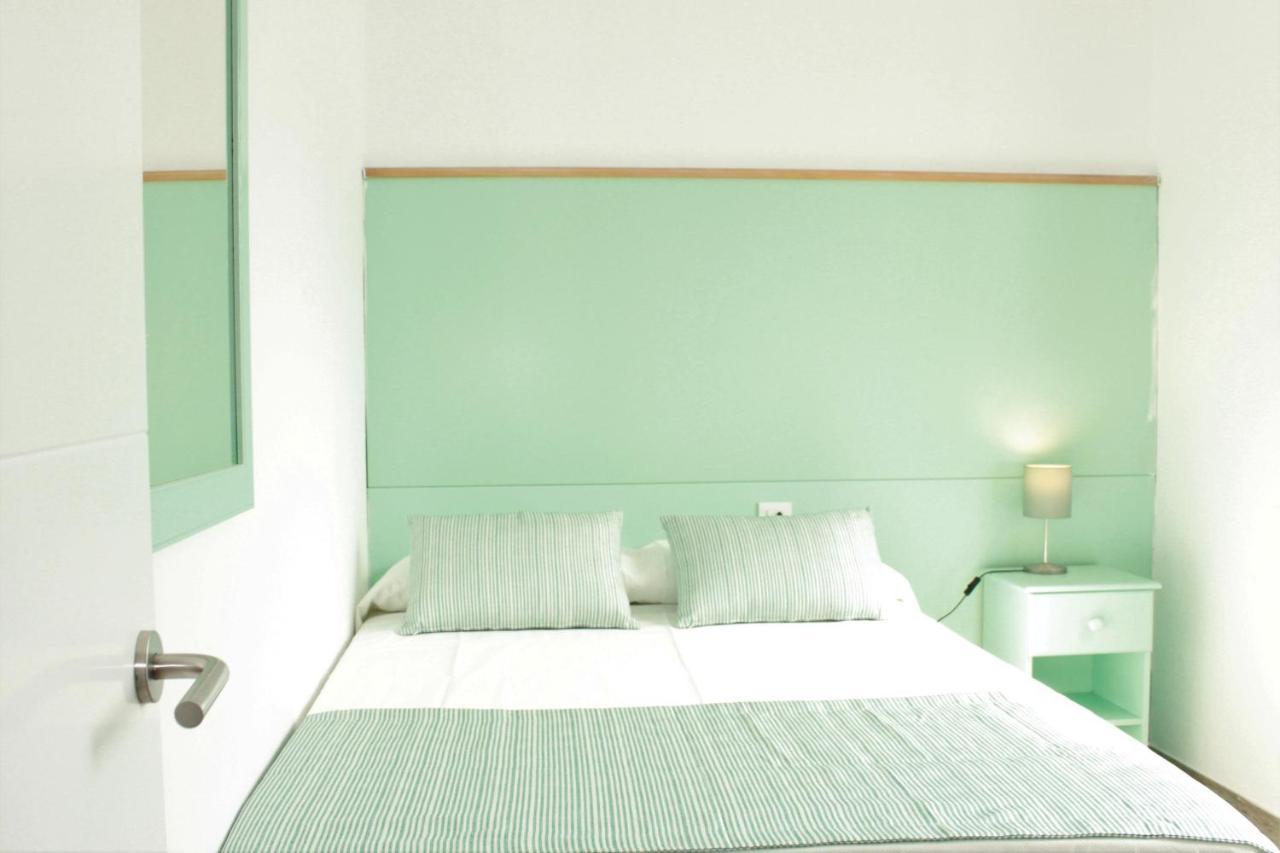Yucas Homes Cala'N Blanes  Extérieur photo