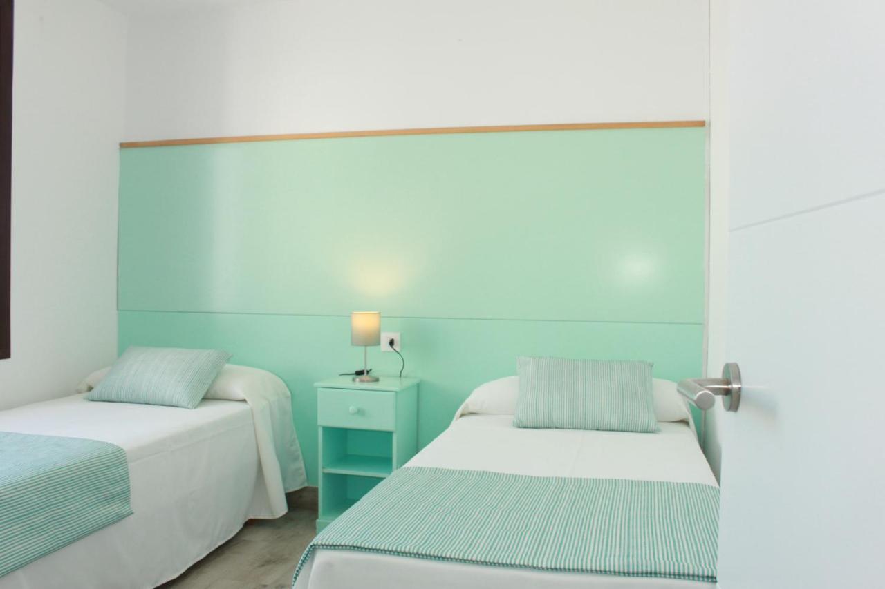 Yucas Homes Cala'N Blanes  Extérieur photo