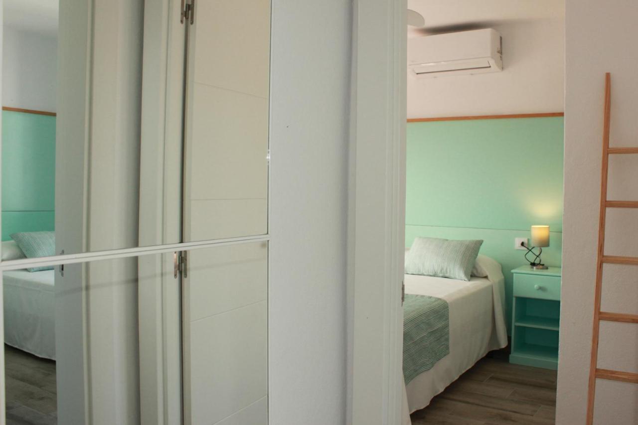 Yucas Homes Cala'N Blanes  Extérieur photo